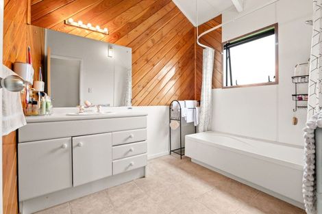 Photo of property in 4 Tupelo Street, Pukete, Hamilton, 3200