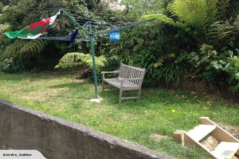 Photo of property in 2 Kopiko Way, Brooklyn, Wellington, 6021