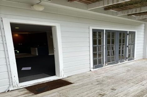 Photo of property in 3/133 Kelburn Parade, Kelburn, Wellington, 6012