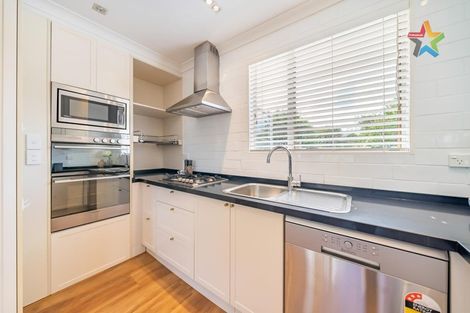 Photo of property in 26 Cedar Street, Maungaraki, Lower Hutt, 5010