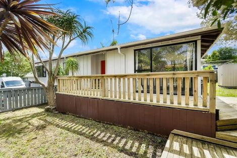 Photo of property in 126 Moire Road, West Harbour, Auckland, 0618