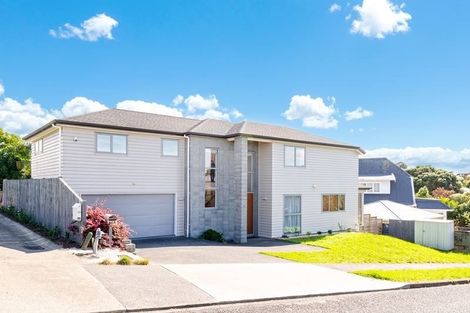 Photo of property in 38a Mark Edward Drive, Half Moon Bay, Auckland, 2012
