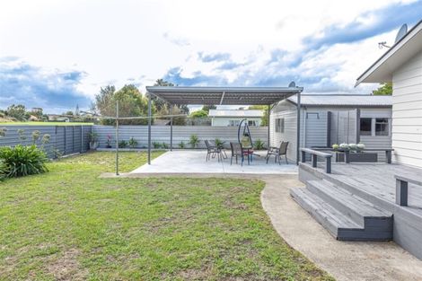 Photo of property in 11 Moore Avenue, Tawhero, Whanganui, 4501