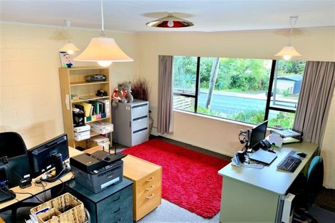 Photo of property in 28 Glen Road, Raumati South, Paraparaumu, 5032