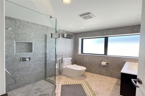 Photo of property in 81a Matipo Road, Mairangi Bay, Auckland, 0630