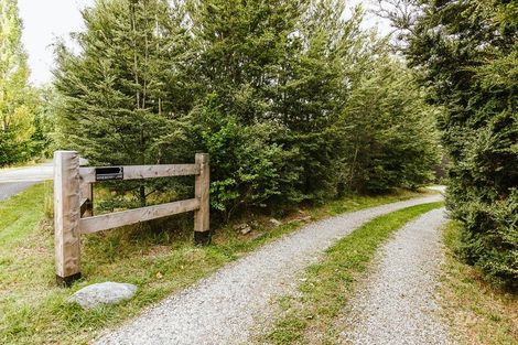 Photo of property in 2 Wineberry Lane, Wanaka, 9305