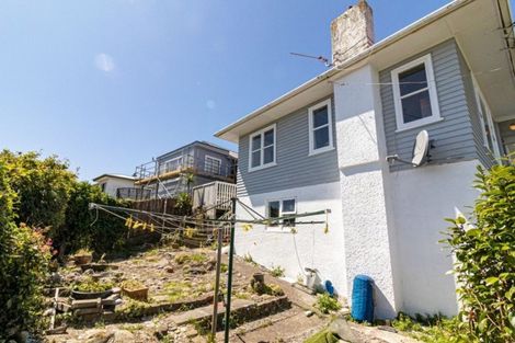 Photo of property in 44 Sheridan Terrace, Johnsonville, Wellington, 6037