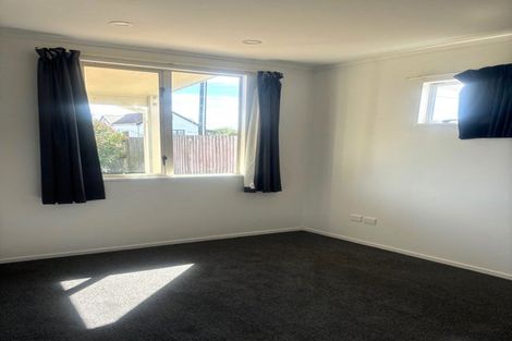 Photo of property in 8 Finsbury Street, Islington, Christchurch, 8042