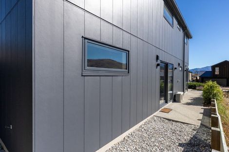 Photo of property in 104 Spur Ridge Rise, Jacks Point, 9371