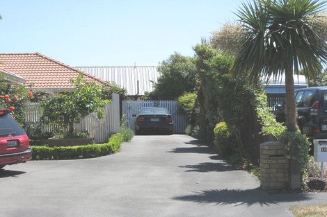 Photo of property in 1/18 Kirsten Place, Parklands, Christchurch, 8083