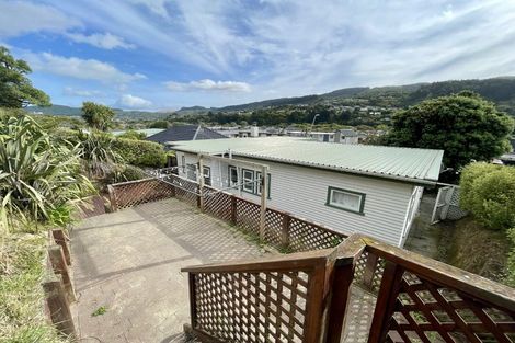 Photo of property in 46 Hinau Street, Tawa, Wellington, 5028