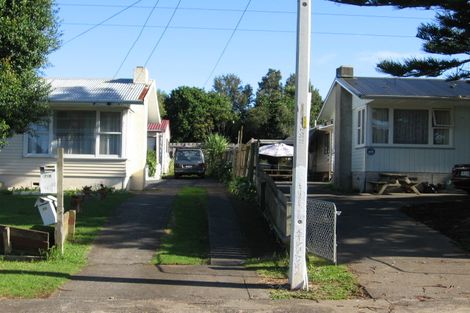 Photo of property in 2/29 Whitley Crescent, Otara, Auckland, 2023