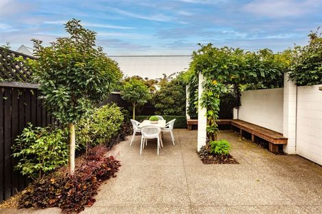 Photo of property in 13/12 Shrewsbury Street, Merivale, Christchurch, 8014