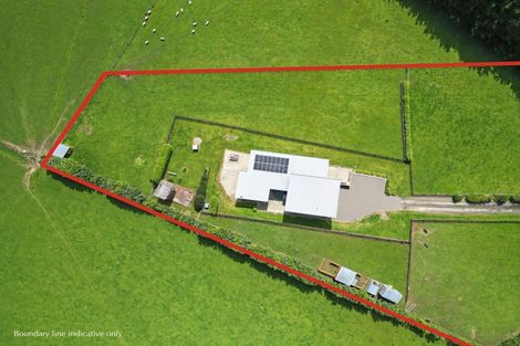 Photo of property in 33 Oram Drive, Turitea, Palmerston North, 4472