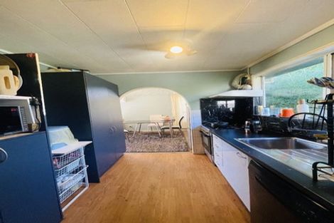 Photo of property in 4 Temuri Place, Glendene, Auckland, 0602