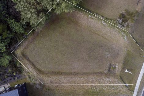 Photo of property in 35 Kittyhawk Drive, Kinloch, Taupo, 3377