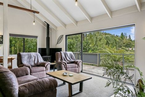 Photo of property in 73 Kaiuru Avenue, Pukawa Bay, Turangi, 3381