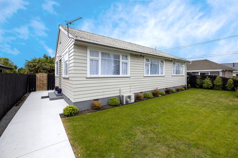 Photo of property in 39 Rowan Avenue, Aranui, Christchurch, 8061