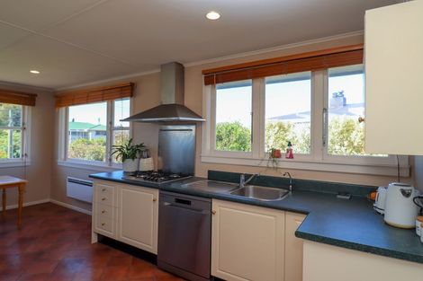 Photo of property in 9 Oxford Street, Holmes Hill, Oamaru, 9401