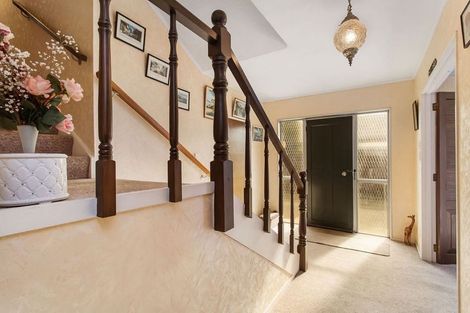 Photo of property in 2/427 Memorial Avenue, Burnside, Christchurch, 8053