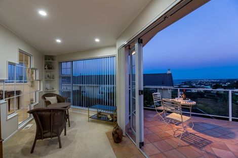 Photo of property in 6 Scott Street, Moturoa, New Plymouth, 4310