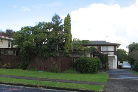 Photo of property in 1/18 Gulf Crest, Bucklands Beach, Auckland, 2012