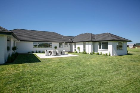 Photo of property in 56 Seachange Drive, Cambridge, 3432