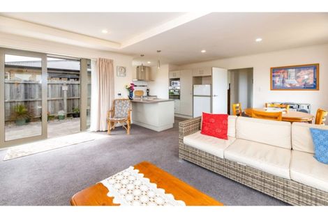 Photo of property in 72b Marshland Road, Shirley, Christchurch, 8061