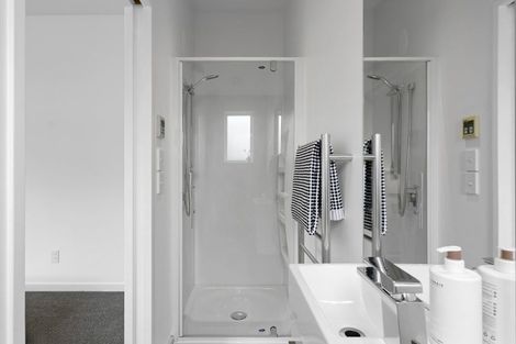 Photo of property in 130 Saint Martins Road, Saint Martins, Christchurch, 8022