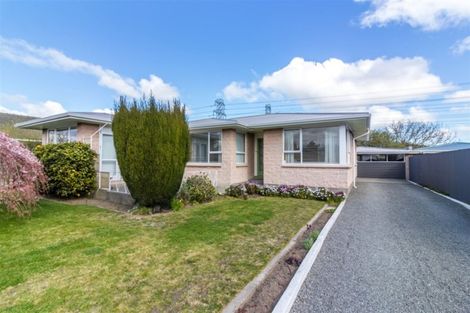 Photo of property in 8 Carbine Place, Sockburn, Christchurch, 8042
