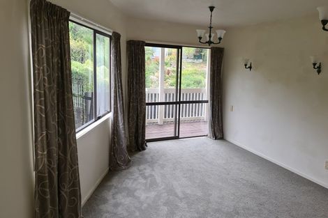 Photo of property in 10c Matipo Road, Mairangi Bay, Auckland, 0630