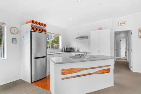 Photo of property in 44 Seabreeze Road, Mangawhai Heads, Mangawhai, 0505