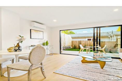 Photo of property in 3/11 Stottholm Road, Titirangi, Auckland, 0604