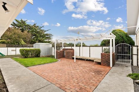 Photo of property in 9 Kapu Grove, Whalers Gate, New Plymouth, 4310