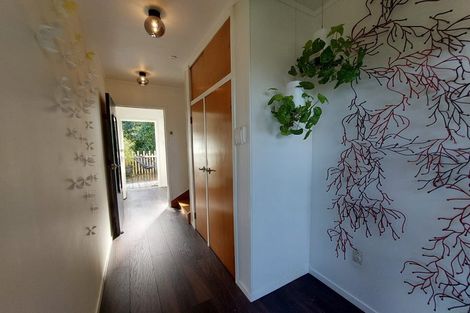 Photo of property in 1/21 Kerria Place, Sunnynook, Auckland, 0620