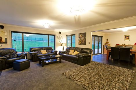 Photo of property in 99 Valley Views, Fitzherbert, Palmerston North, 4472