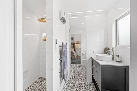 Photo of property in 22 Cornwall Street, Arrowtown, 9302