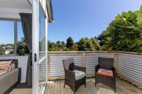 Photo of property in 8 Parsons Street, Vogeltown, New Plymouth, 4310