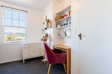 Photo of property in 35 Callender Terrace, Paraparaumu Beach, Paraparaumu, 5032