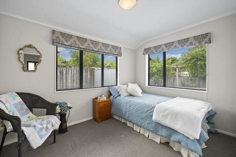 Photo of property in 11a Ross Crescent, Orewa, 0931