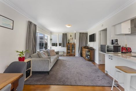 Photo of property in 32a Bay Street, Petone, Lower Hutt, 5012