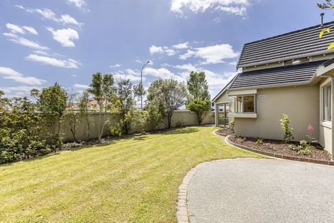 Photo of property in 20 Ruapehu Drive, Fitzherbert, Palmerston North, 4410