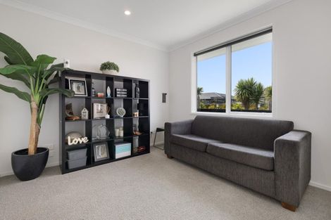 Photo of property in 28 Farrier Street, Papamoa, 3118