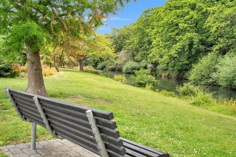 Photo of property in 33 Hewitts Road, Merivale, Christchurch, 8014