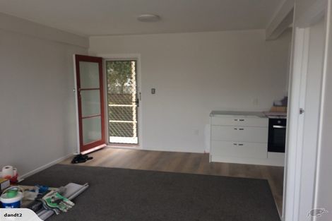 Photo of property in 10/219 Onewa Road, Birkenhead, Auckland, 0626