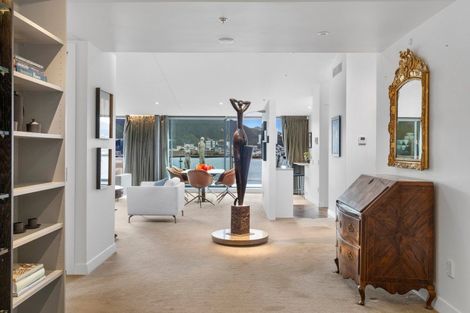 Photo of property in Bay Point Apartments, 6b/172 Oriental Parade, Oriental Bay, Wellington, 6011