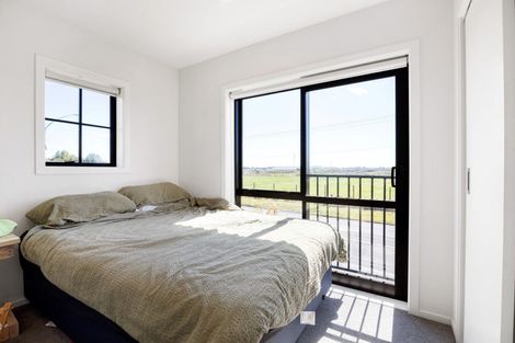 Photo of property in 1/135 Silverdale Road, Hillcrest, Hamilton, 3216