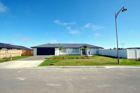 Photo of property in 2 Wearing Place, Kaiapoi, 7630