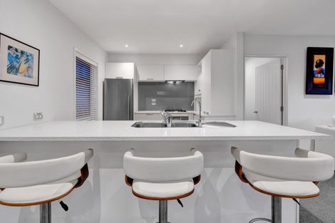 Photo of property in 201 Heta Road, Merrilands, New Plymouth, 4312