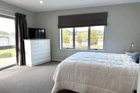 Photo of property in 37 Scoria Close, Pyes Pa, Tauranga, 3112